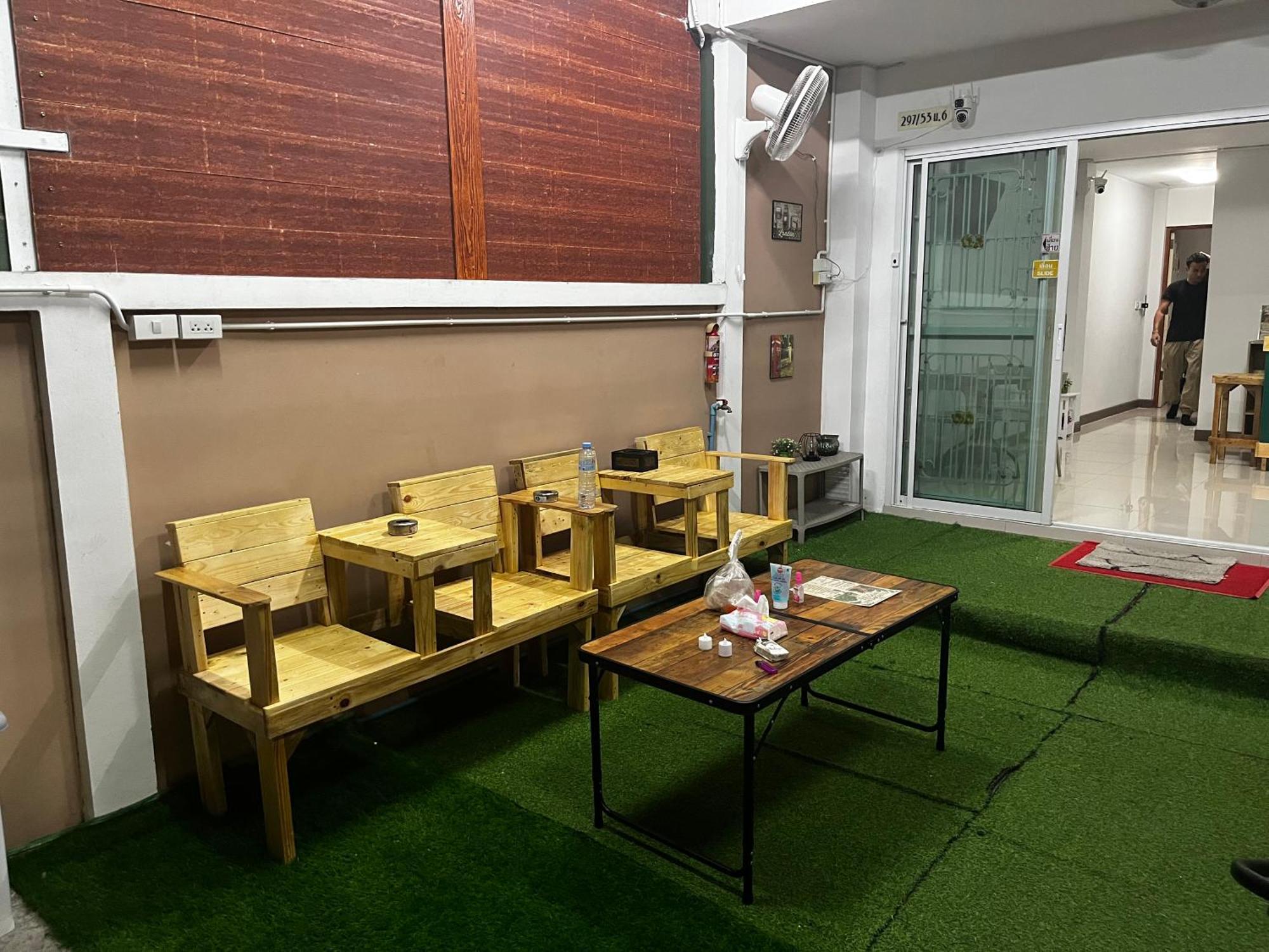 The European House Pattaya Bed & Breakfast Ngoại thất bức ảnh